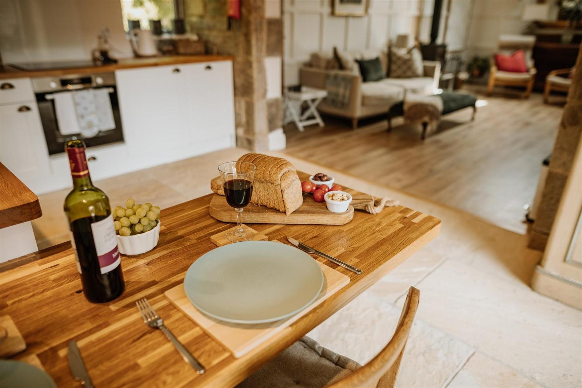 Lyme Tree Farm - Hotching Barn And Knockstone Holiday home Tideswell