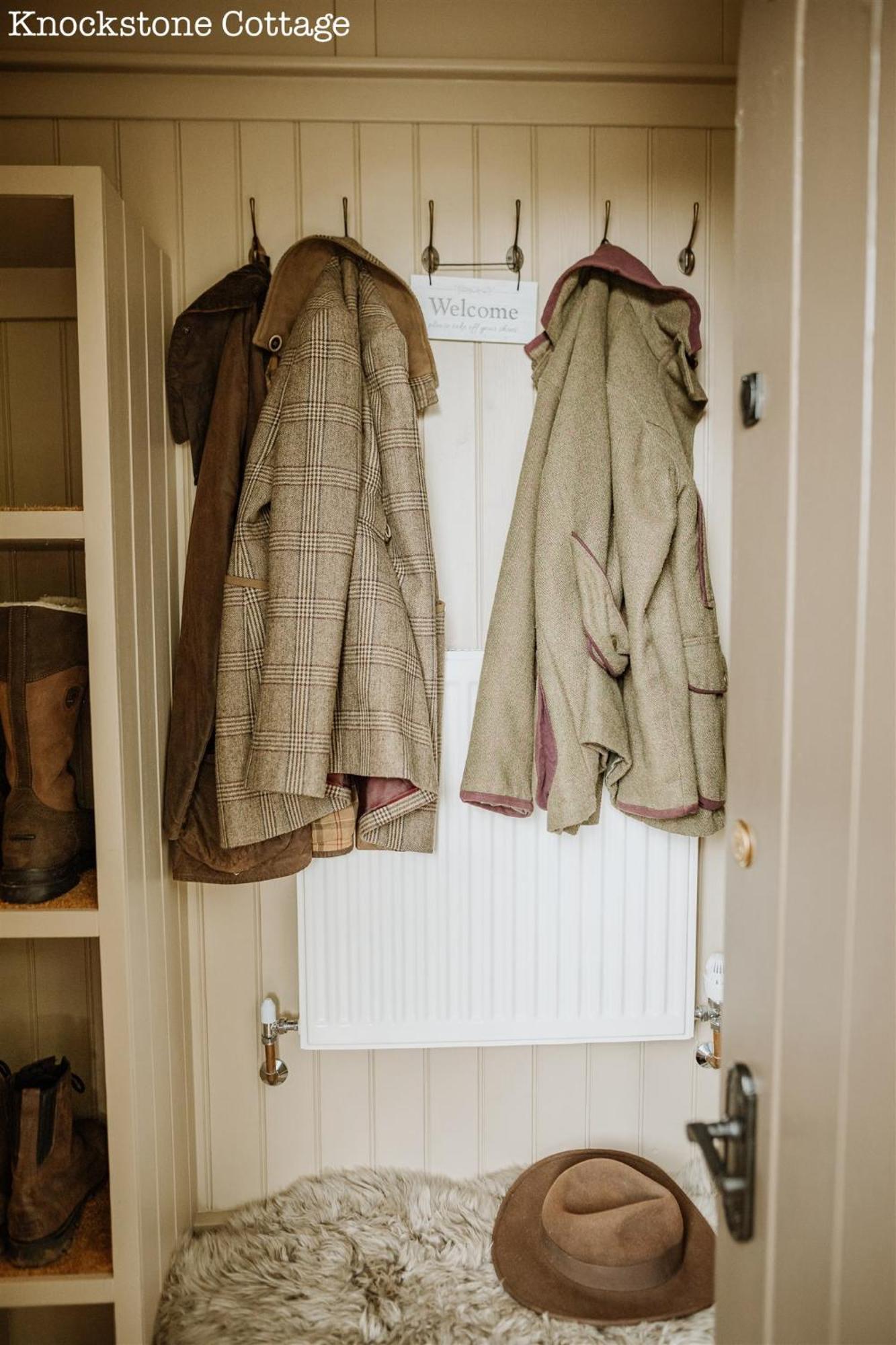 Lyme Tree Farm - Hotching Barn And Knockstone Tideswell
