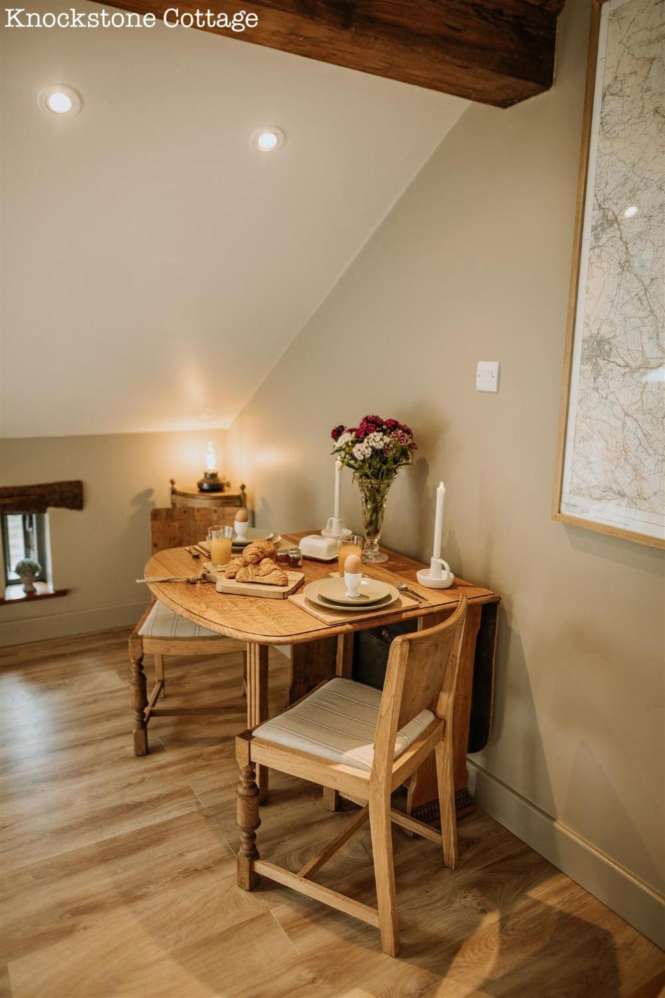 Lyme Tree Farm - Hotching Barn And Knockstone Holiday home