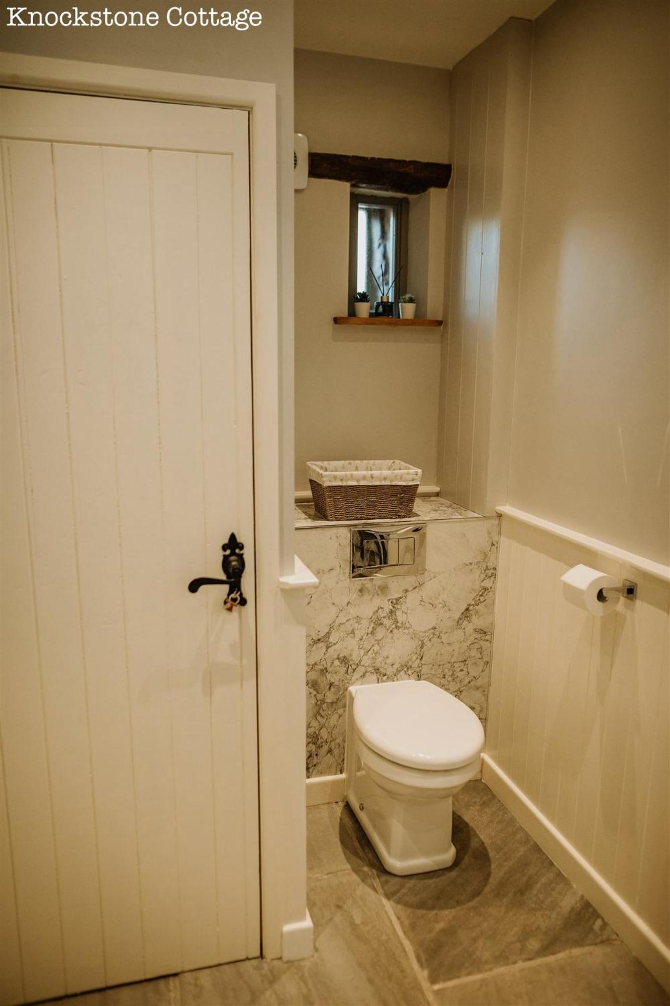 Holiday home Lyme Tree Farm - Hotching Barn And Knockstone