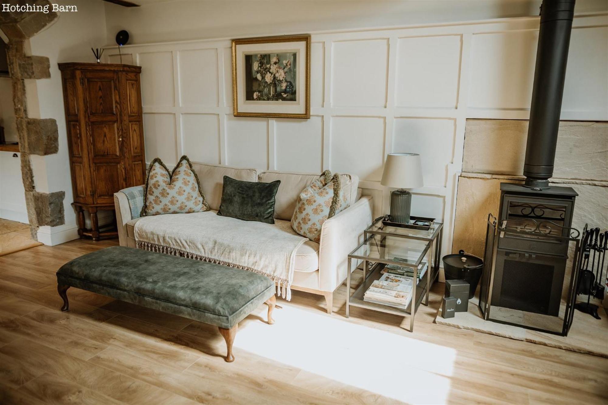 Lyme Tree Farm - Hotching Barn And Knockstone Holiday home *